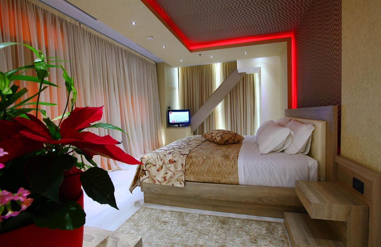 Partner & 4* Vlorë