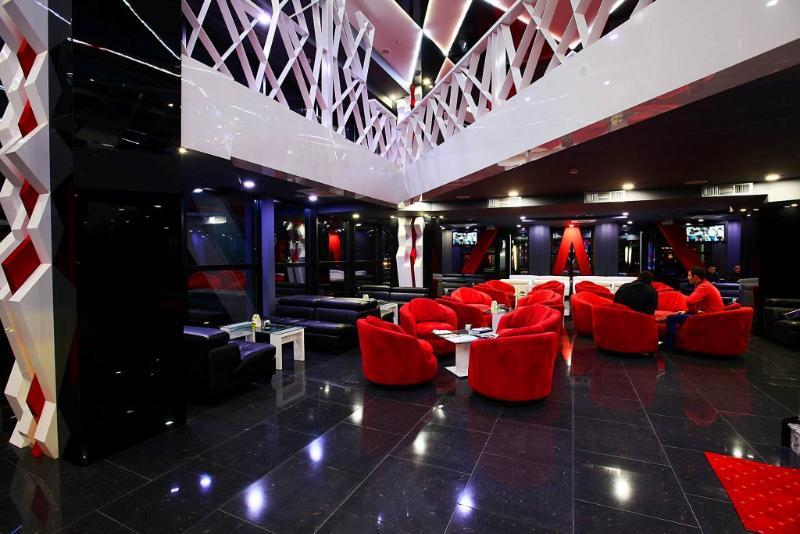 Hotel Partner & Vlorë