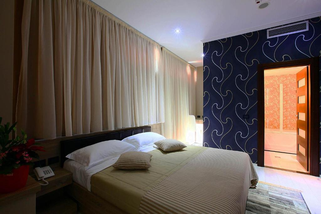 Hotel Partner &
