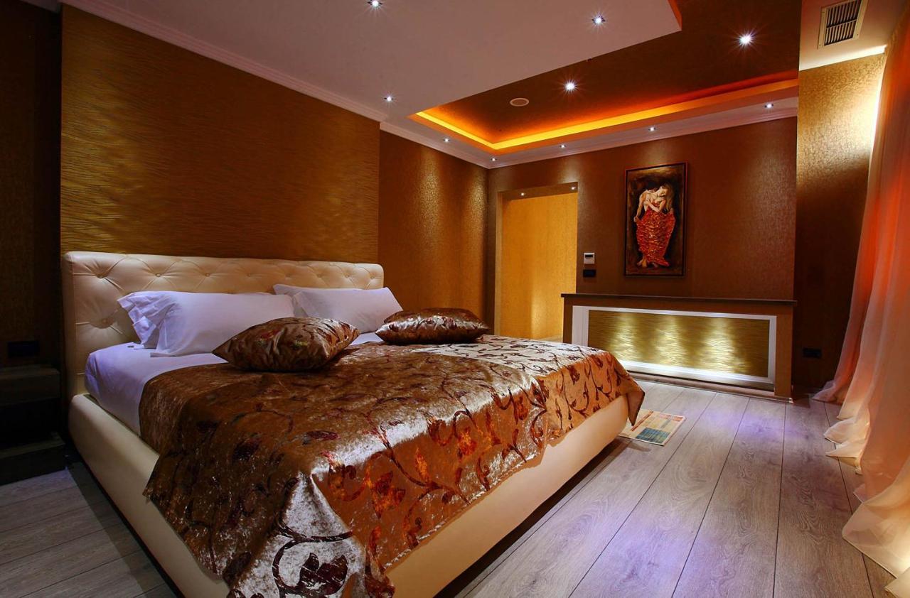 Hotel Partner & Wlora
